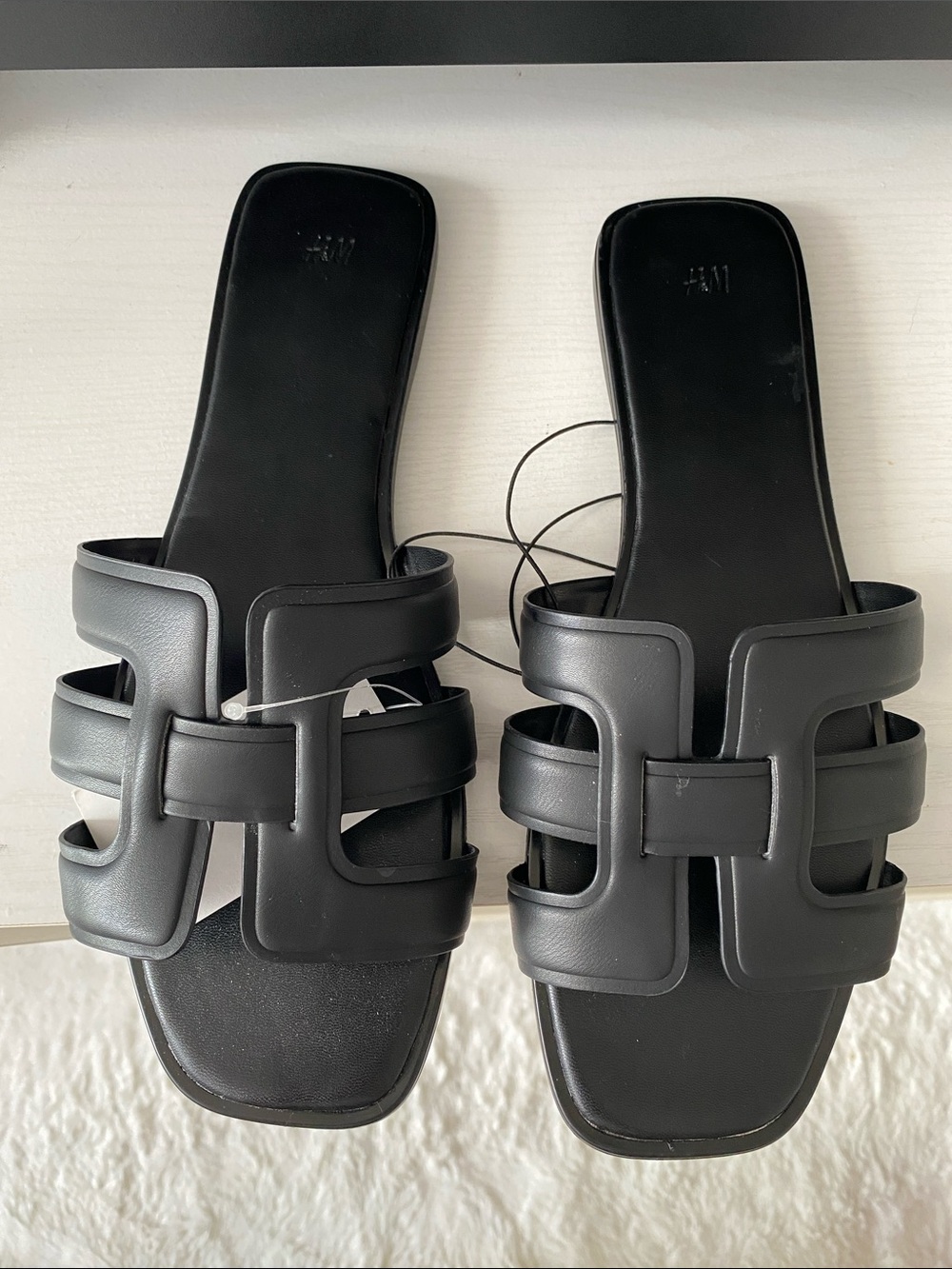NWT H&M black sandals size 9